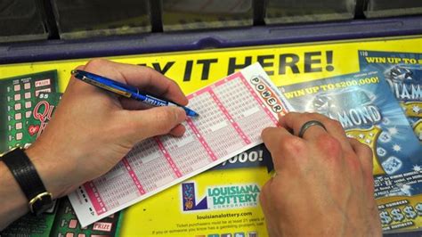 Powerball drawing 3/16/24: See winning numbers for $600M jackpot.